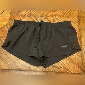 Altra womens running shorts, size L solid black
